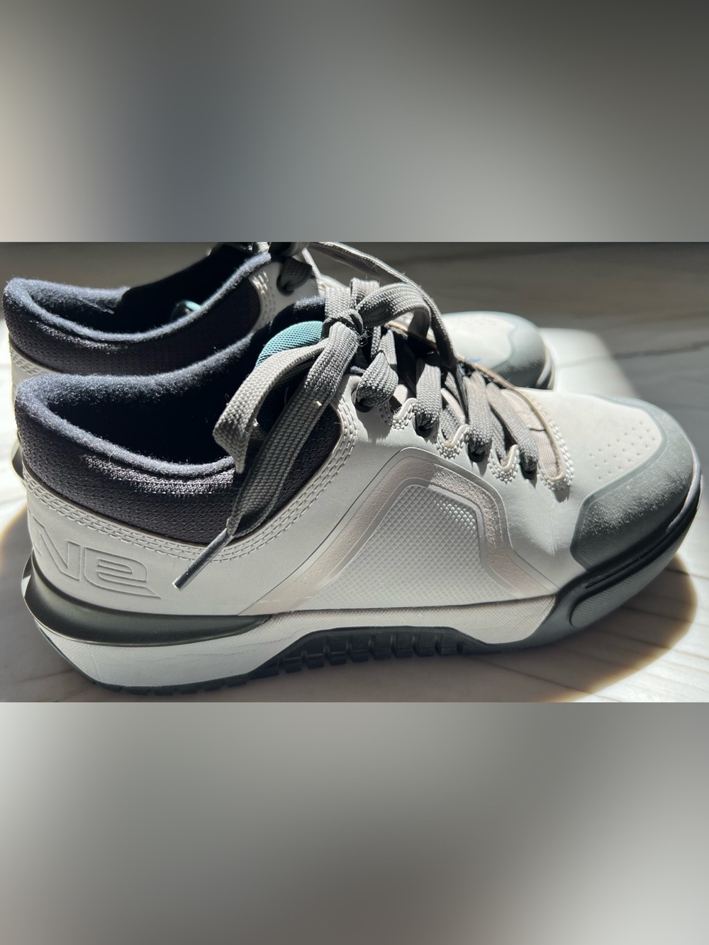 Dakine Black and White Insole Label